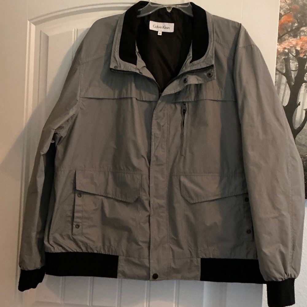 Calvin Klein Men's Light Gray Windbreaker